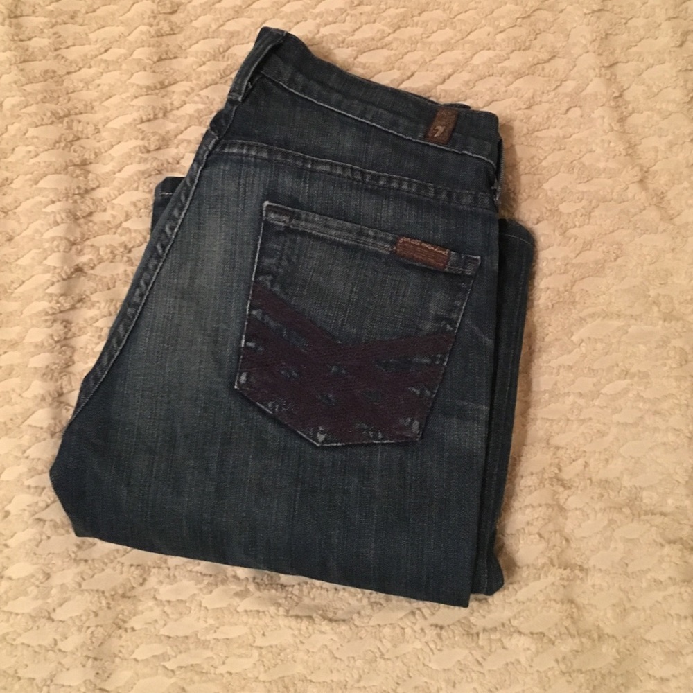 ✨LIKE NEW✨RARE  7’s FOR ALL MANKIND BOOTCUT JEANS